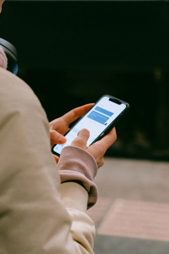 protect your phone from hackers